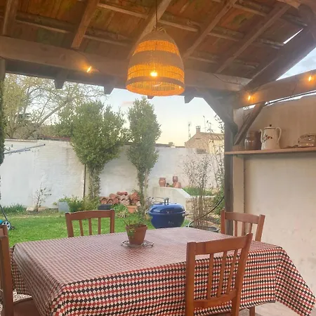 Сasa de vacaciones Le Petit Chai Classé De Tourisme 3 étoiles Hyper Centre